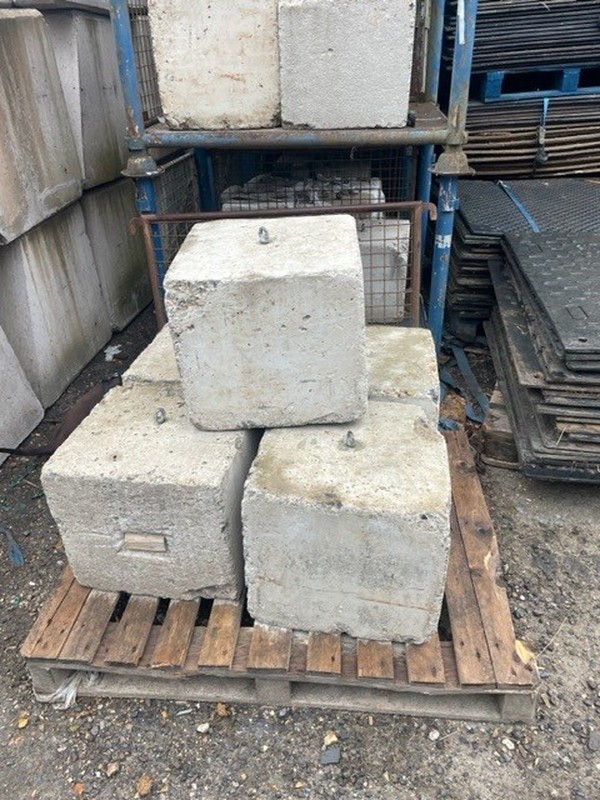 200kg Concrete Block with Lifting Eye For Sale