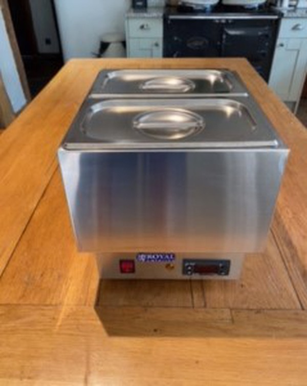 Royal Catering Chocolate Melter with Single and Double Gastro Pans For Sale
