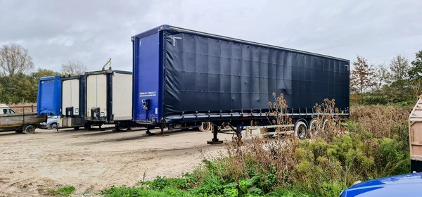 Articulated / Artic trailers with festival arena