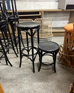 Secondhand 8x High and 8x Low Bar Stools For Sale