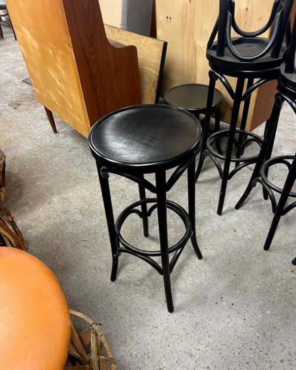 Secondhand 8x High and 8x Low Bar Stools