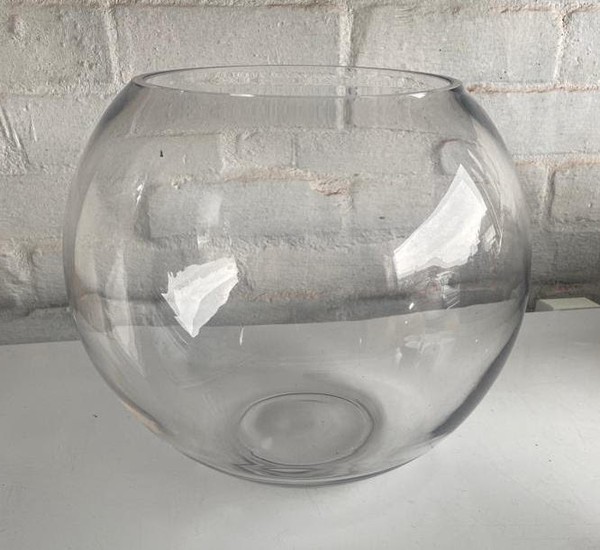 Clear Glass Fishbowl Vase