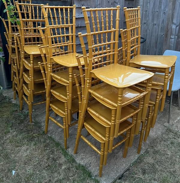 Gold Chiavari Chairs with Pad For Sale