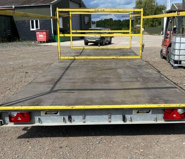 Hazelwood flatbed trailer for sale Hazelwood flatbed trailer for sale