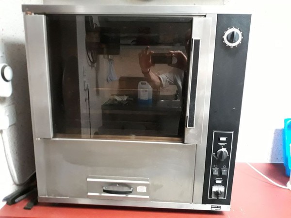 Secondhand Barbecue King 9 Bird Rotisserie For Sale
