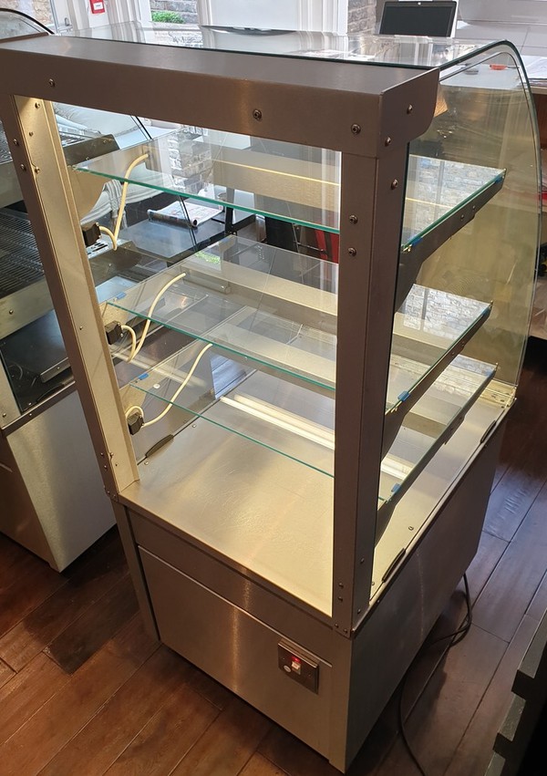 Counterline Vision Aire Ambient Display Cabinet For Sale