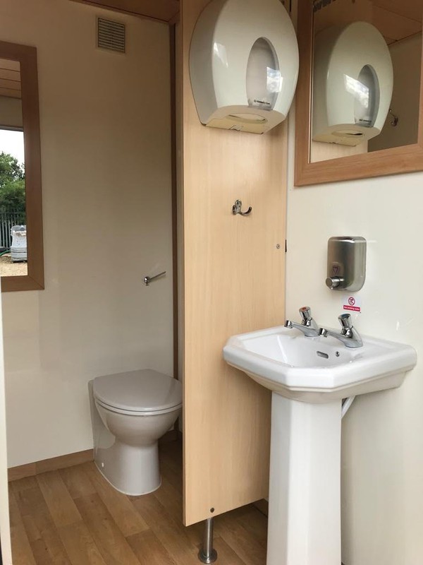 Luxury 2+2 Shaw Services Toilet Trailer - Derbyshire 4