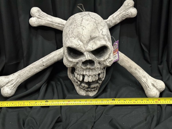 Rubber Pirate Skull Prop