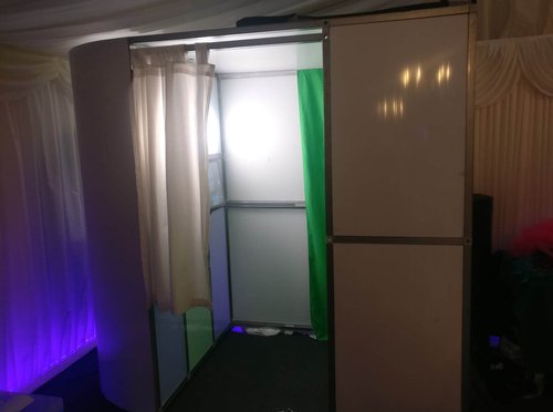 Secondhand Used Photobooth, with Extras Priced to Sell For Sale