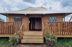 Secondhand Used Yala Luxury Retreat Safari Lodge For Sale