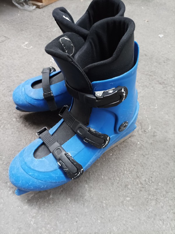 Secondhand Ice Skates – Used Equipment For Sale