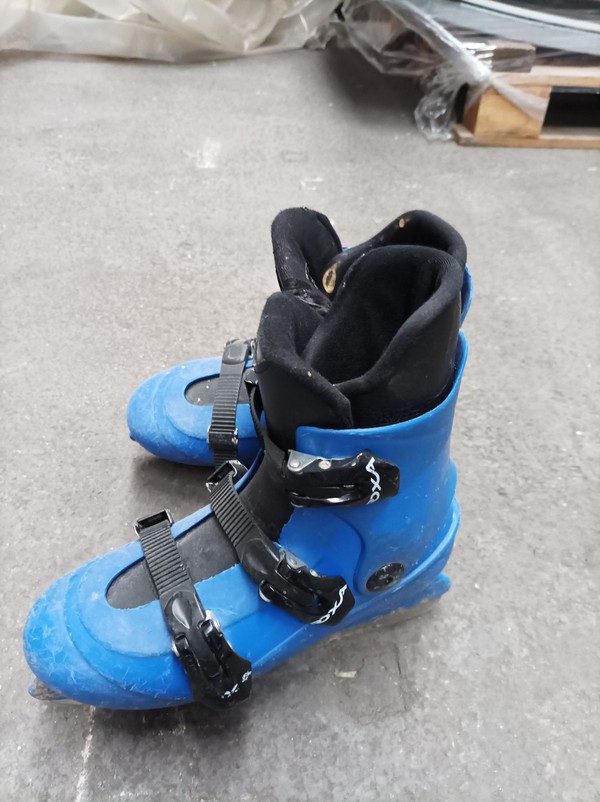Used Ice Skates – Used Equipment