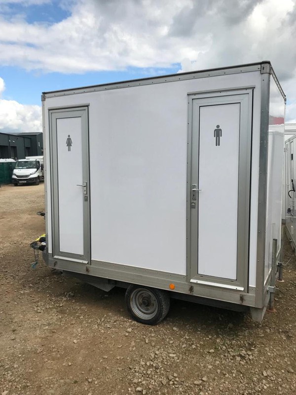 Secondhand Used Shaw 1+1 Luxury Toilet Trailer For Sale