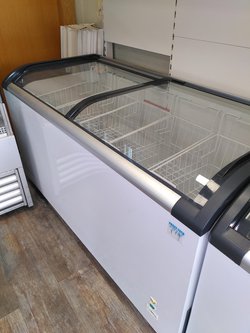Secondhand Used Chest Display Freezers Sliding Glass Lid For Sale