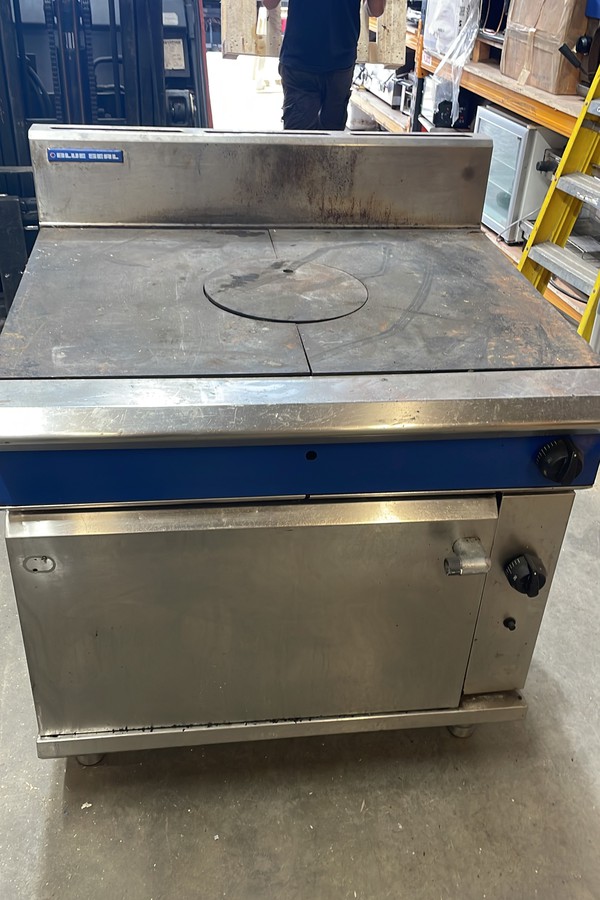 Used Blue Seal Solid Top Natural Gas Oven Range For Sale