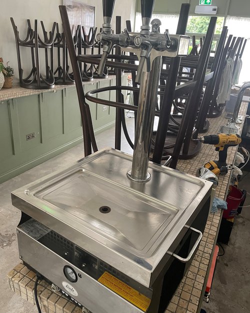Secondhand Used Lindr 55/K Profi Tower Twin Tap Draught Dispenser For Sale Secondhand Used Lindr 55/K Profi Tower Twin Tap Draught Dispenser For Sale