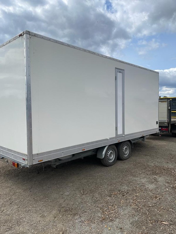 Secondhand Used Trailer Toilet For Sale