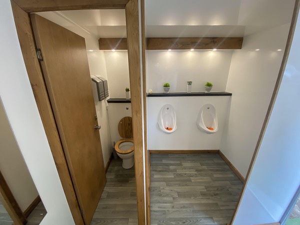 Used 2015 3+1 Luxury Toilet Unit