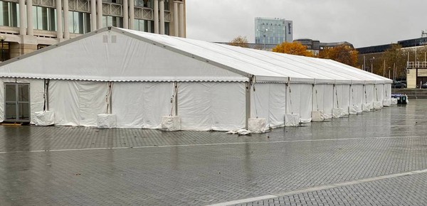 20m wide clear span marquee