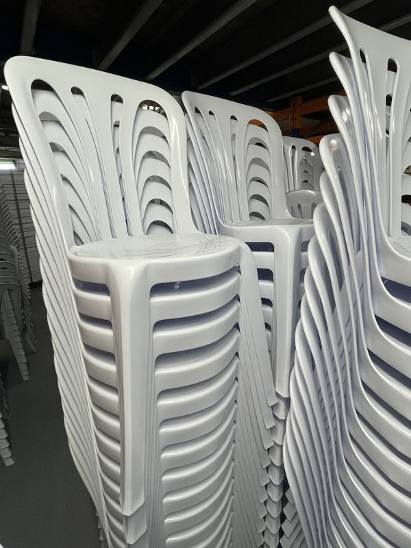 Garrotxa Stackable White Resin Bistro Chairs for sale