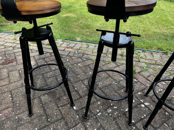Used Vintage Industrial Style Stools [Set of 4] [Excellent Condition]