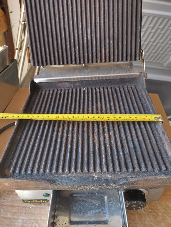 Secondhand Used Ribbed Grill For Sale