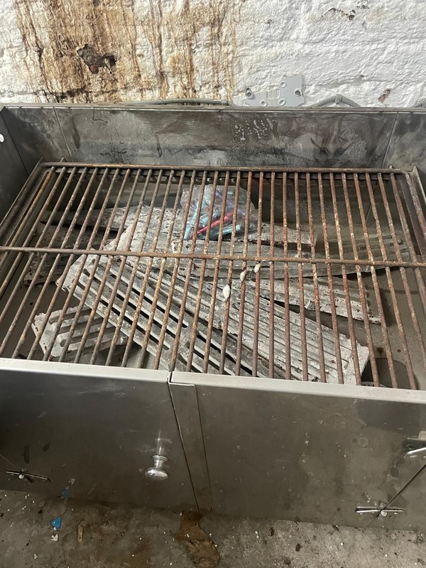 Second hand charcoal grill