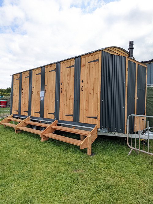 Navy 6 Bay Shower Trailer Shepherds Hut Style Navy 6 Bay Shower Trailer Shepherds Hut Style