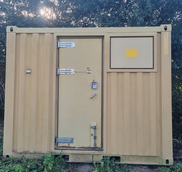 Secondhand Used 10ft x 8ft Secure X-military IT Steel Container For Sale