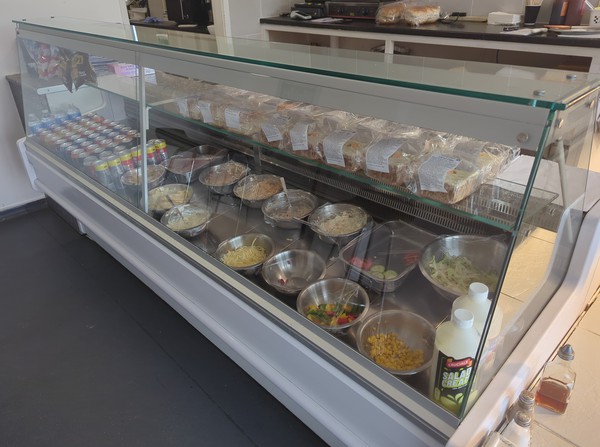 Secondhand Used Zion Refrigeration Salad Bar For Sale
