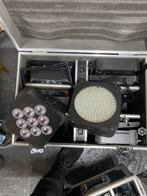 Up lights in flight case Up lights in flight case