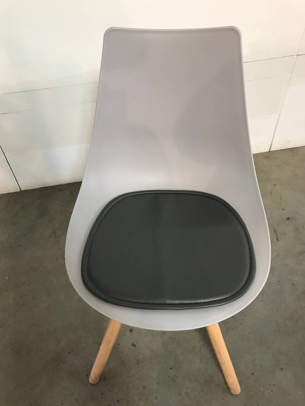 For sale Danetti Finn dining chairs