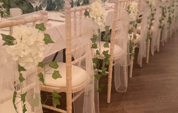 Secondhand Lime Washed Chiavari Chairs For Sale