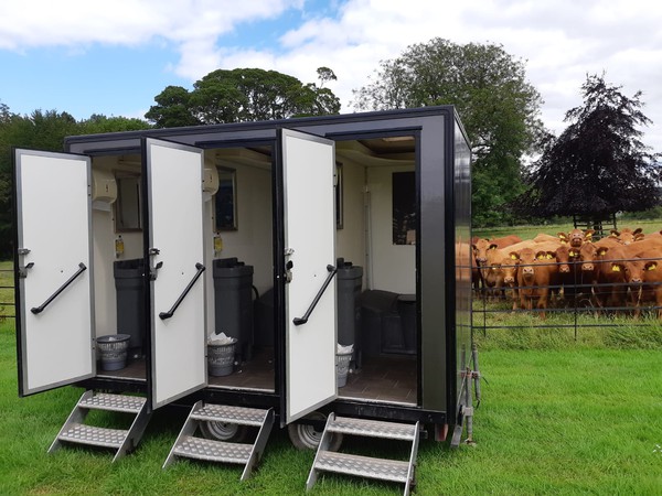 Used Triple Cubicle Trailer For Sale