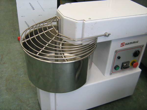 Secondhand Sammic SM-10 Dough Mixer For Sale