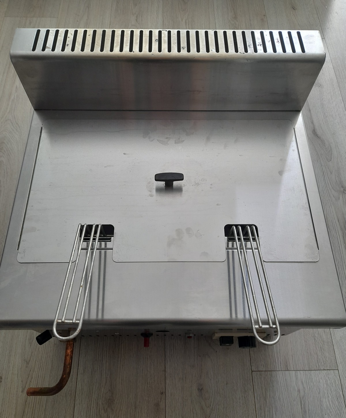 Secondhand Catering Equipment Gas Fryers Parry LPG Countertop Fryer