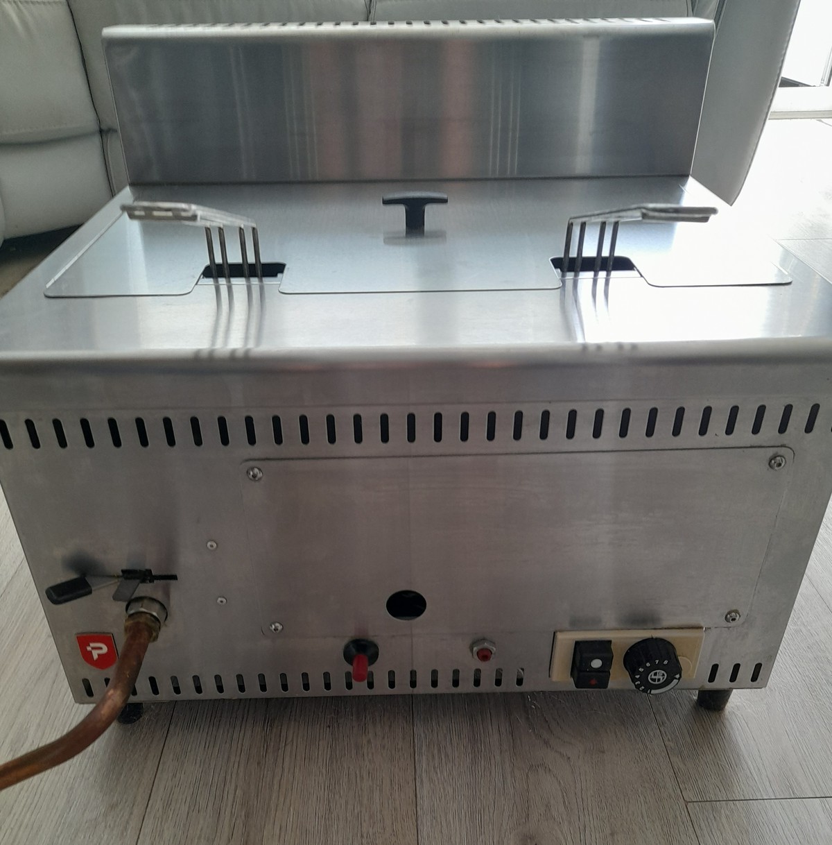 Secondhand Catering Equipment Gas Fryers Parry LPG Countertop Fryer