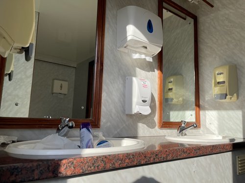 Used 3 + 2 Toilet Trailer Used 3 + 2 Toilet Trailer