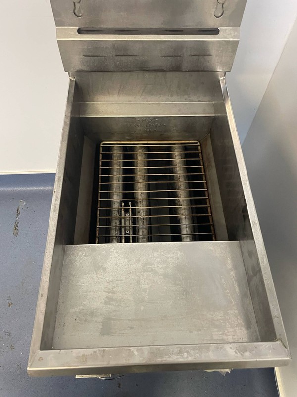 Pitco 35C gas fryer for sale