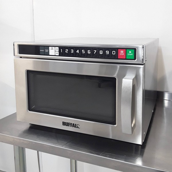 Buffalo FB865 Microwave 1800W Programmable