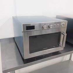 New B Grade Samsung FS317 Microwave 1500W  Manual (R17336)