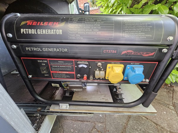 Neisen Petrol Generator CT3784