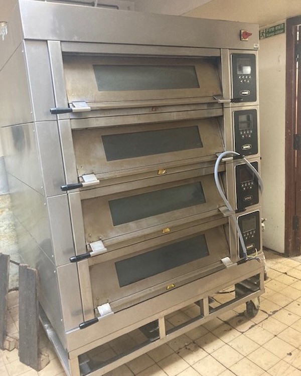 Secondhand MONO Electric 4-2-8 Deck Oven For Sale