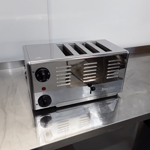 Rowlett Stainless Steel White 8 Slot Toaster