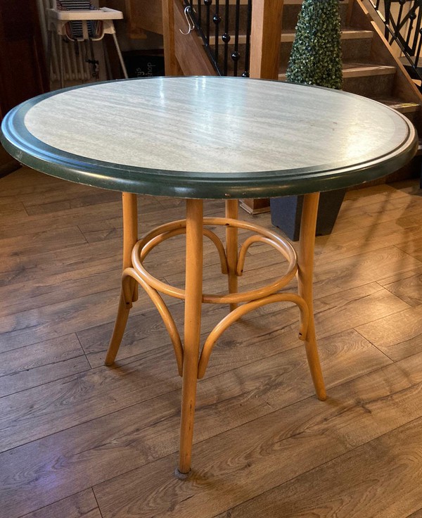 Used Bistro Tables And Chairs For Sale
