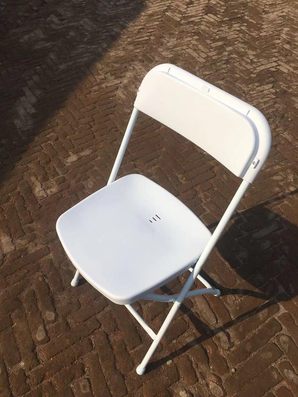 White Samsonite chairs for sale