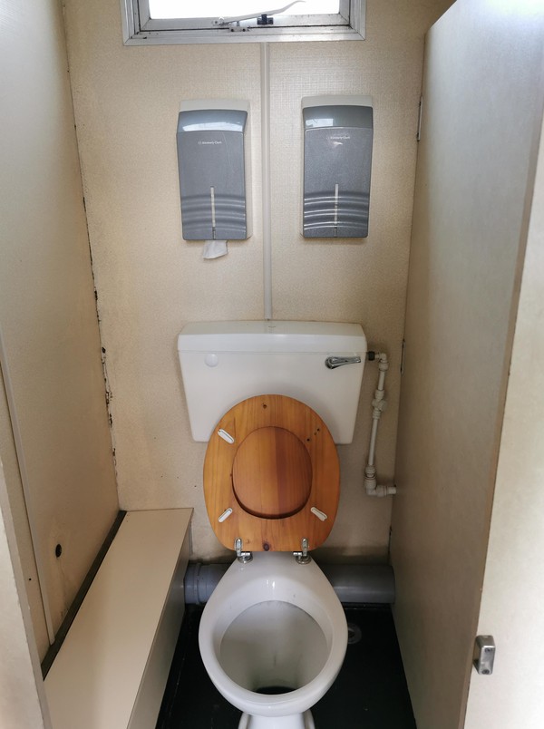 Used Luxury Toilet Trailer For Sale