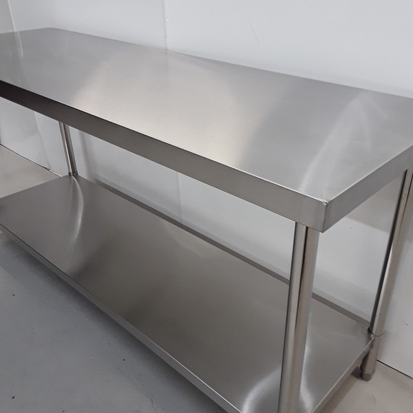 B Grade Diaminox Stainless Steel Table 180cm Wide For Sale