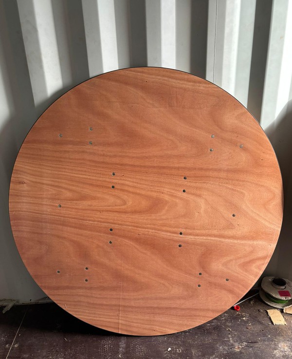 4ft 6in Round Banqueting Tables