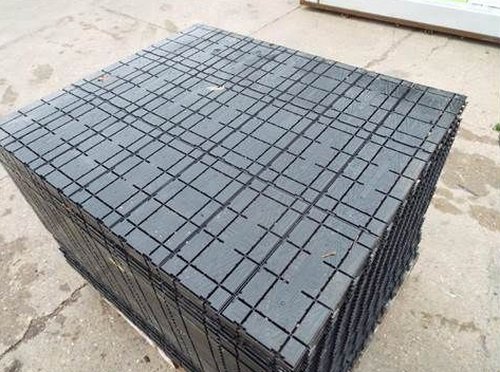 Secondhand Used 6x Rola-Trac Interlocking Flooring For Sale Secondhand Used 6x Rola-Trac Interlocking Flooring For Sale